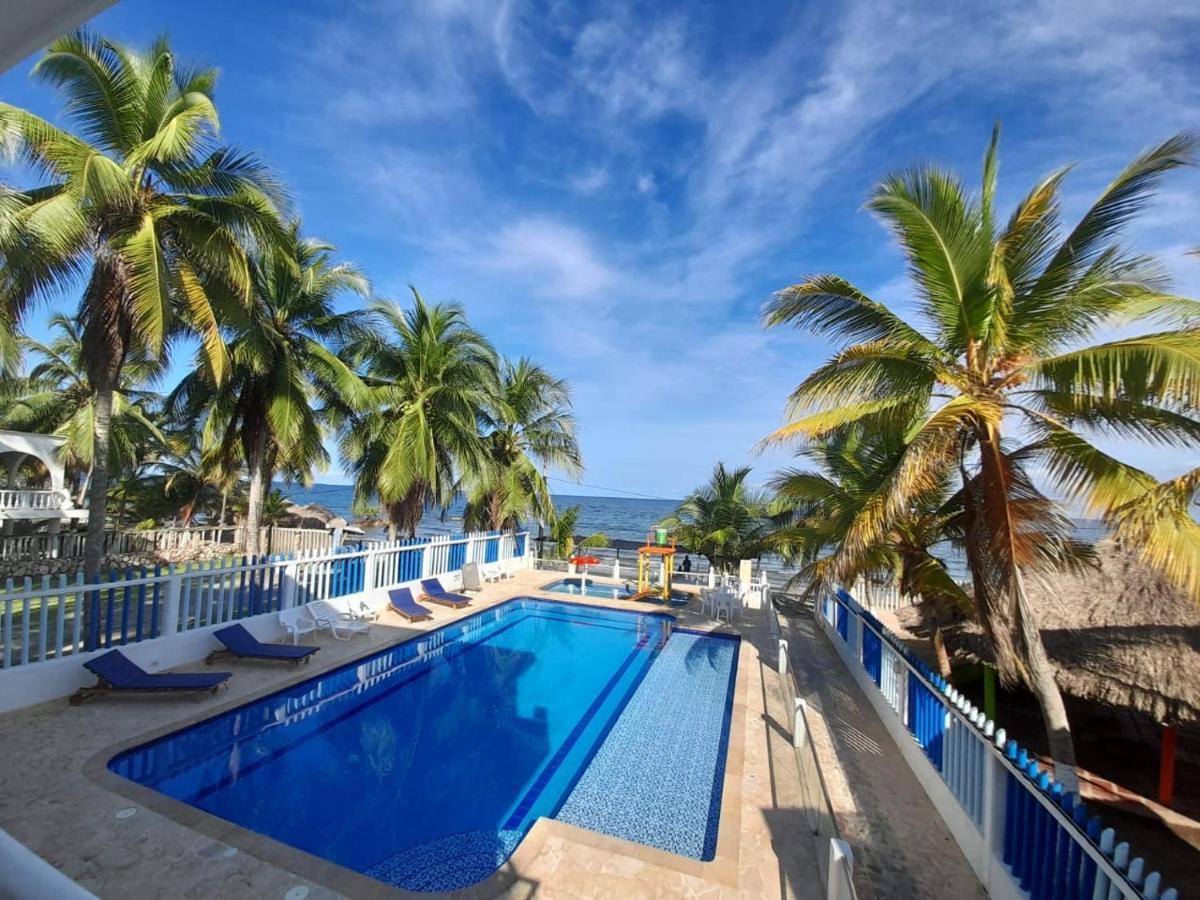 Hotel Playarena Coveñas Extérieur photo